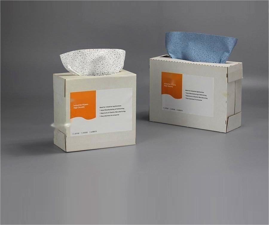 Automotive spray folding oil absorbing wiping cloth